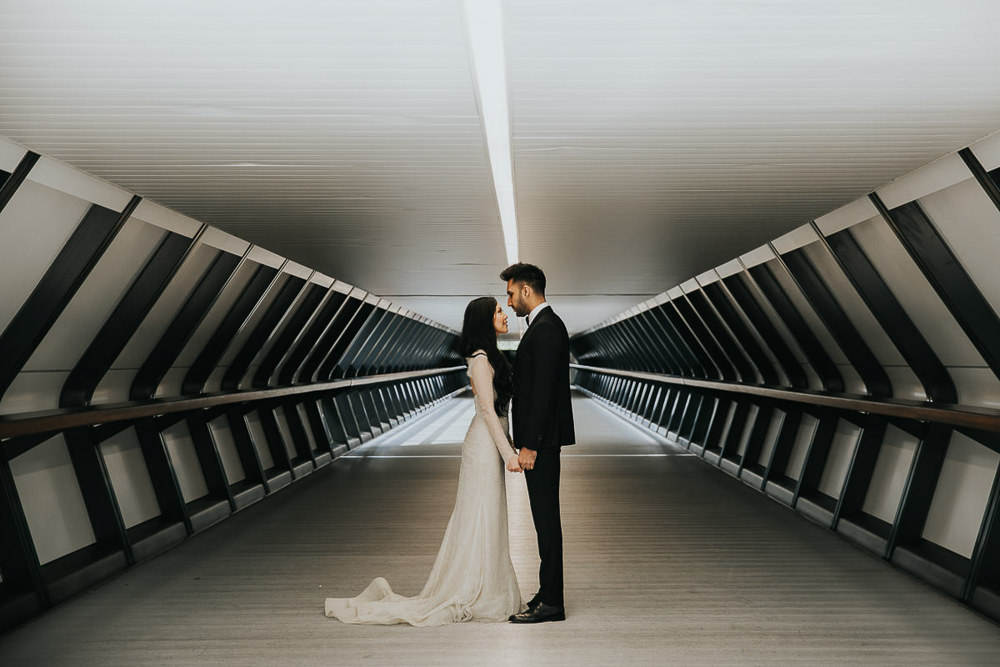 Canary Wharf - place for engagement pictures