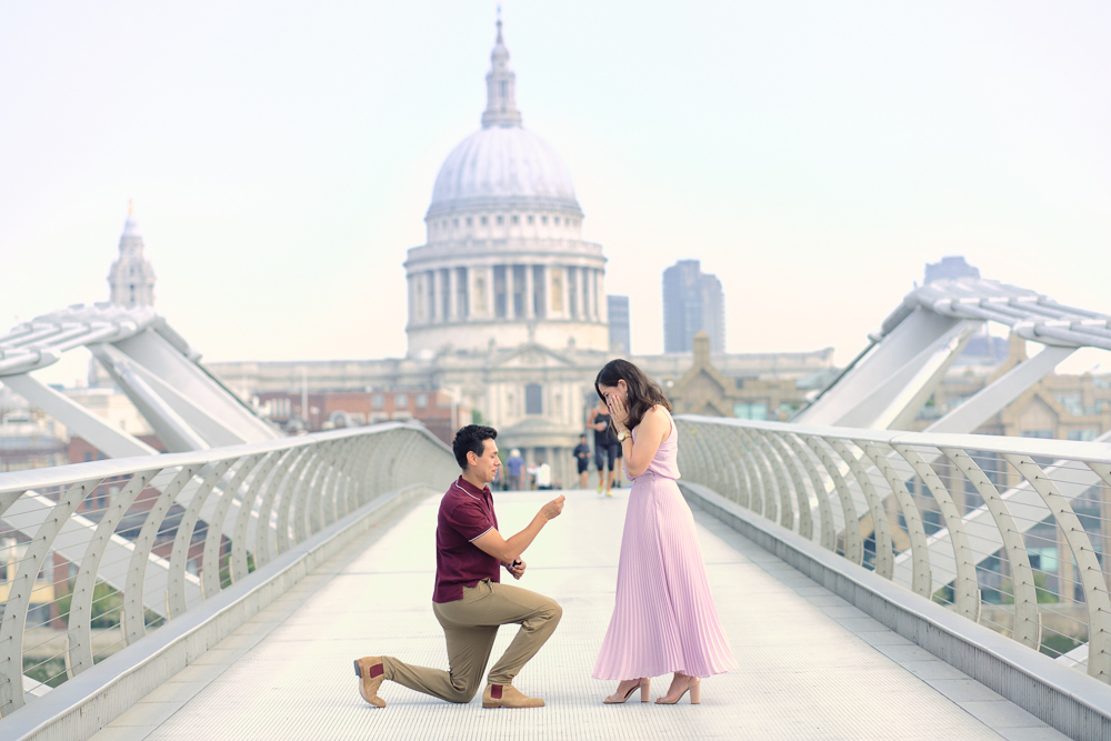 Surprise engagement photographer in London - Ewa