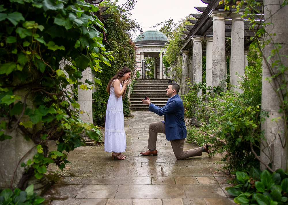 Surprise engagement at the Hampstead Pergola in London