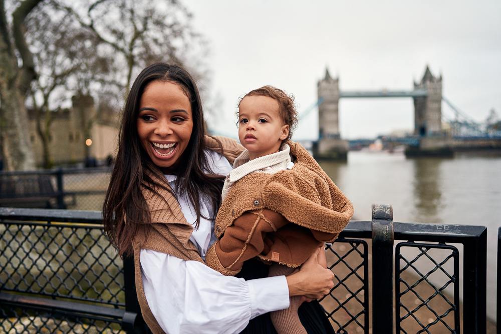 Fun family experience London - A photoshoot with a friendly London photographer