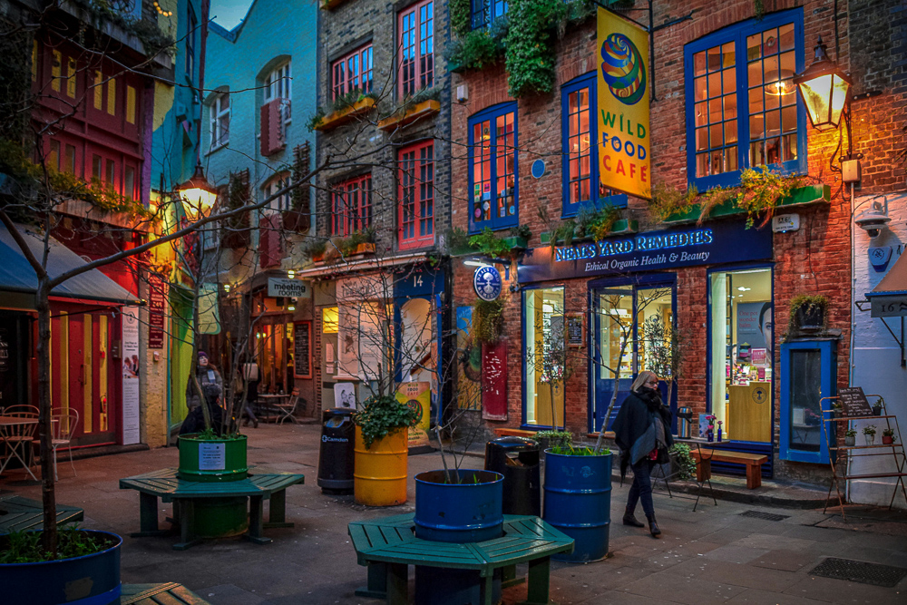Street of Covent Garden in London