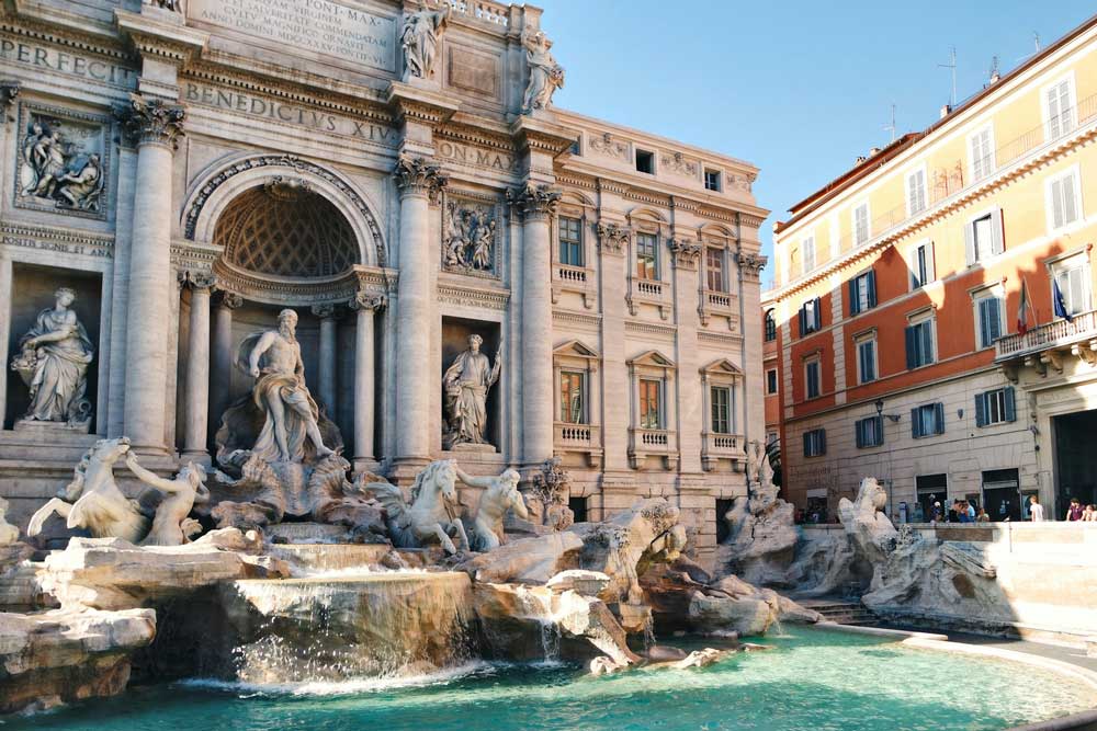 Fontana di Trevi 
a great place where to propose in Rome